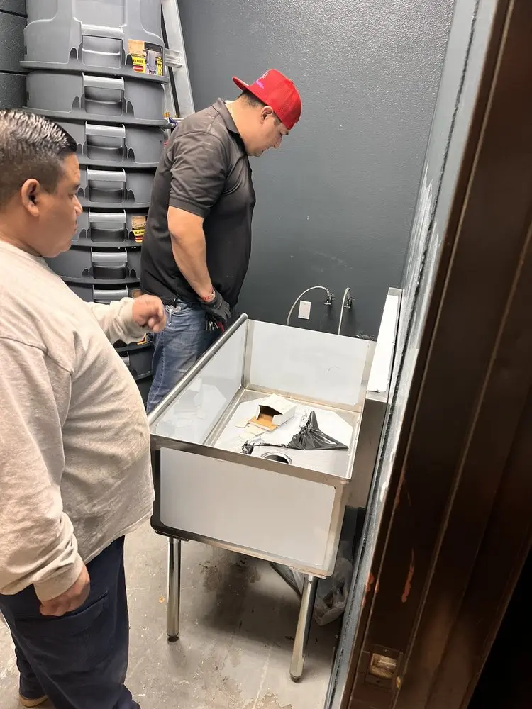 Commercial plumbing and sink installation in Federal Triangle